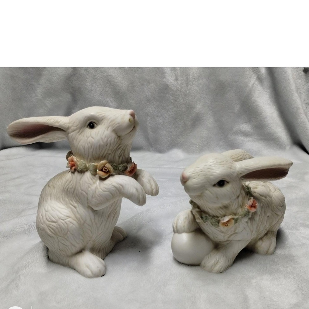 K's Collection Porcelain Bunny Rabbit Figurine‎ Set White Floral Collar Easter